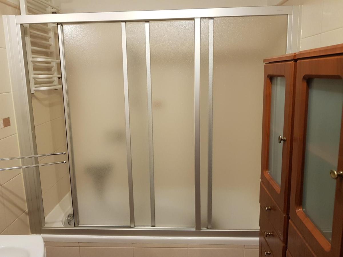 Apartament Janowskie Blonia Румя Екстериор снимка